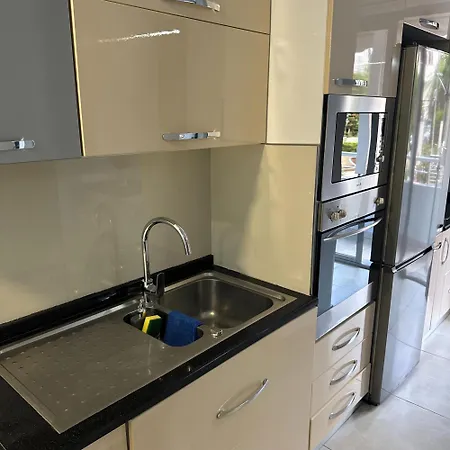 Dea's Apartment Durres